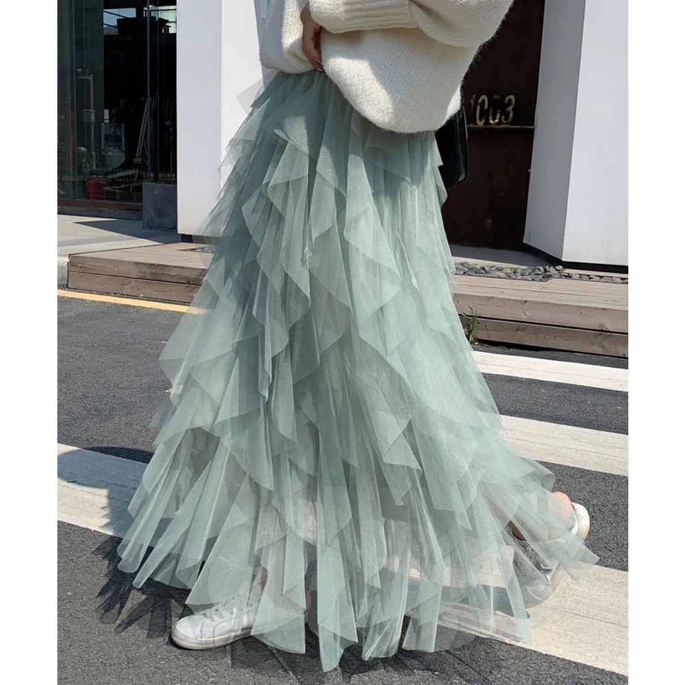 Soho Apparel Women’s Green Layered Flowy Flared Ruffle Boho Long Skirt Medium - Picture 2 of 9